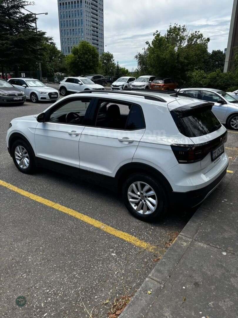 Galeriden Volkswagen T-Cross 1.0 TSI Life 2022 Model Manisa 43.500 km Beyaz 4