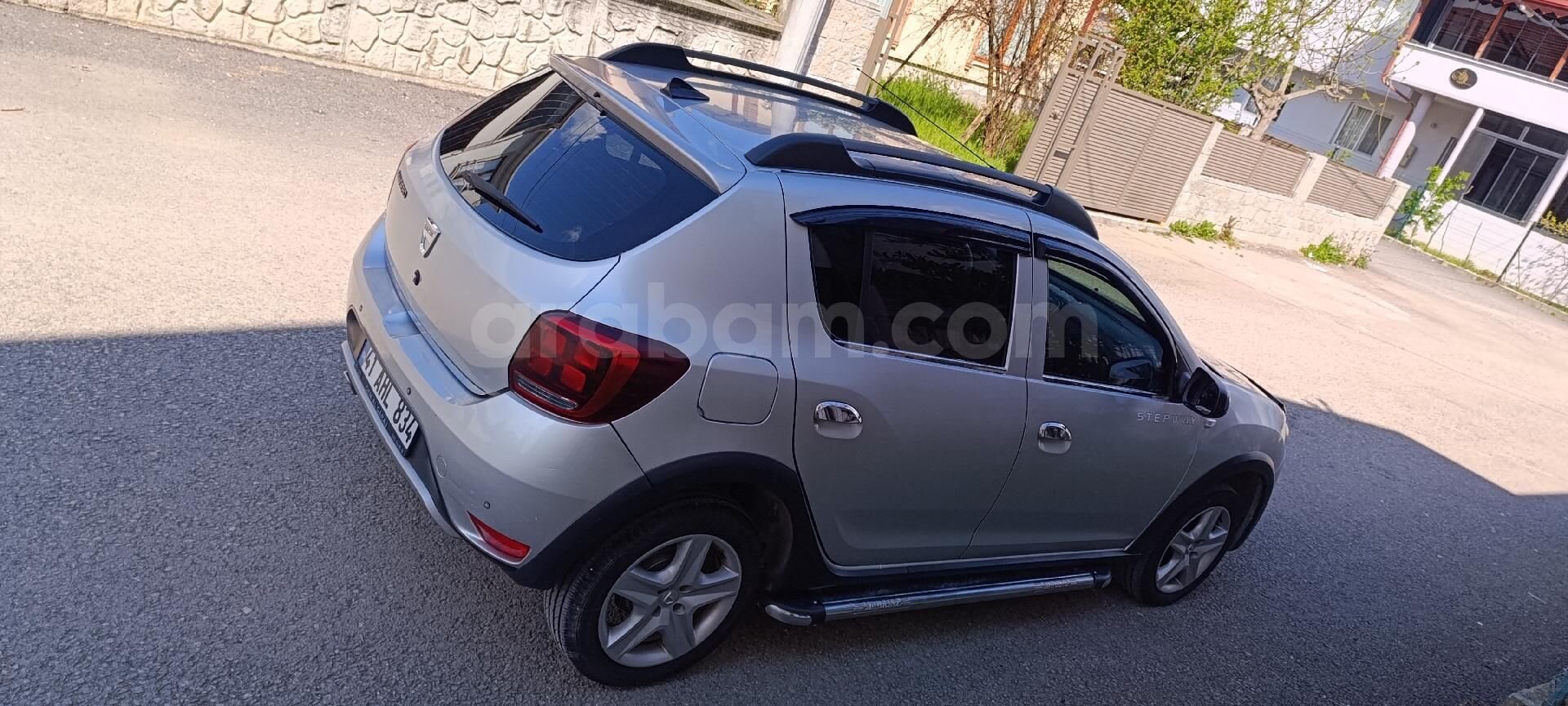 Sahibinden Dacia Sandero 1.5 dCi Stepway 2017 Model 3