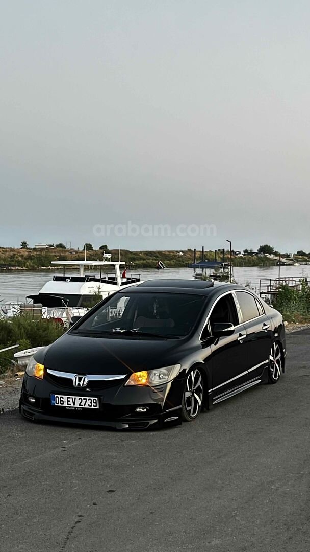 Sahibinden Honda Civic 1.6i VTEC Elegance 2010 Model 2
