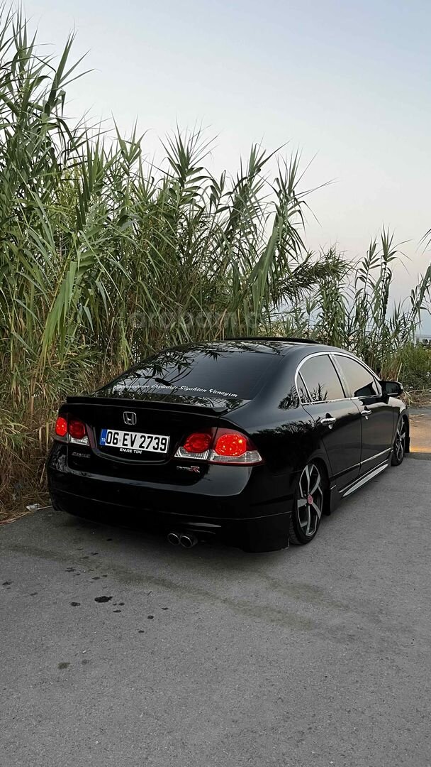 Sahibinden Honda Civic 1.6i VTEC Elegance 2010 Model 4