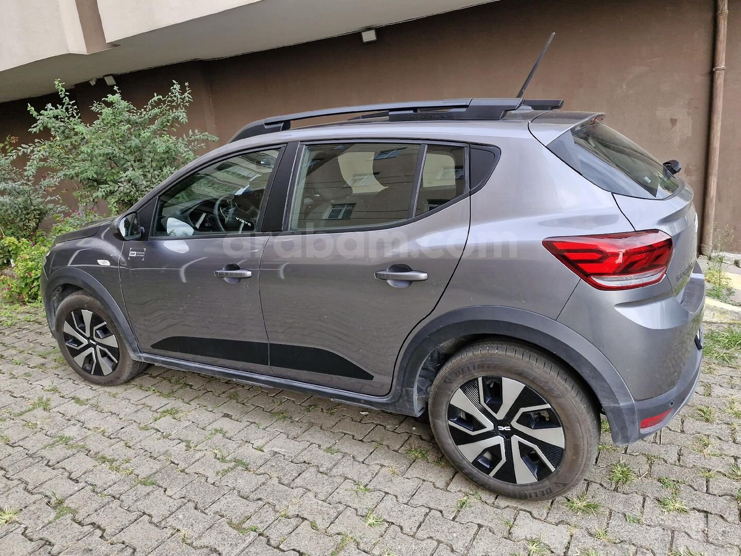 Dacia Sandero STEPWAY 1.0 TCe Expression CVT Otomatik GSR2 2025 Model 4