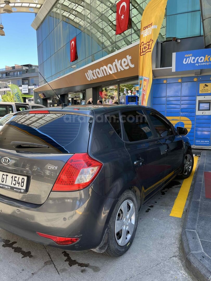 Sahibinden Kia Ceed 1.6 CRDi Cool 2011 Model 3