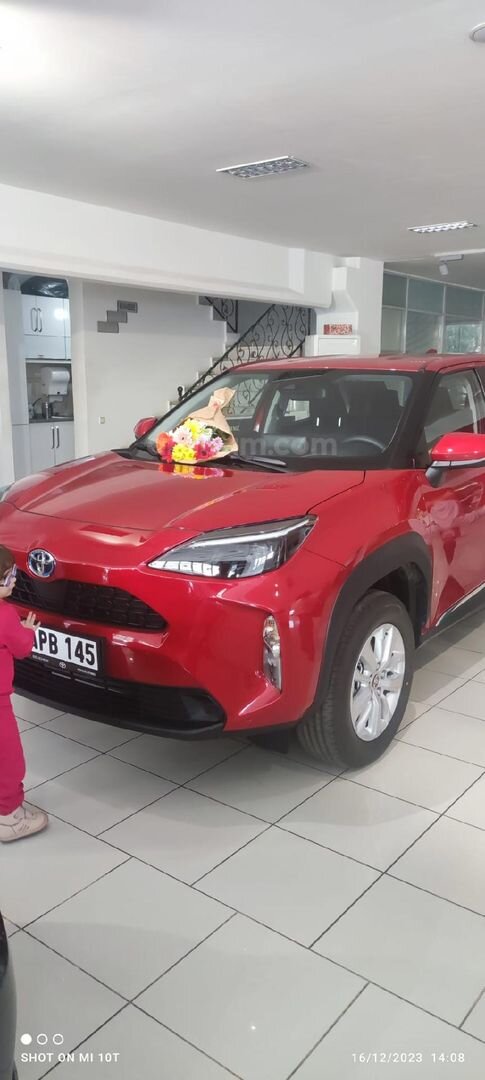 Sahibinden Toyota Yaris Cross 1.5 Hybrid Flame X-Pack 2023 Model 1