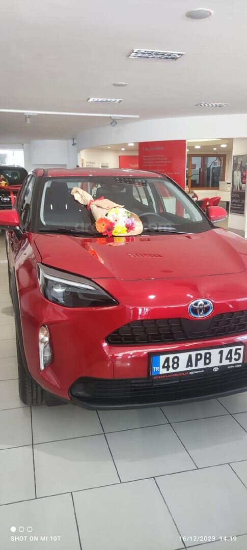 Sahibinden Toyota Yaris Cross 1.5 Hybrid Flame X-Pack 2023 Model 5