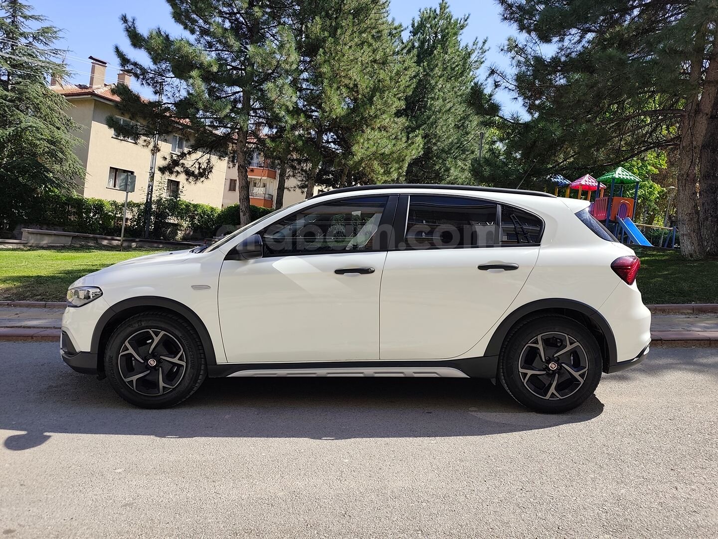 İlk Sahibinden Fiat Egea Cross 1.4 Fire Street 2023 Model 38000km 2