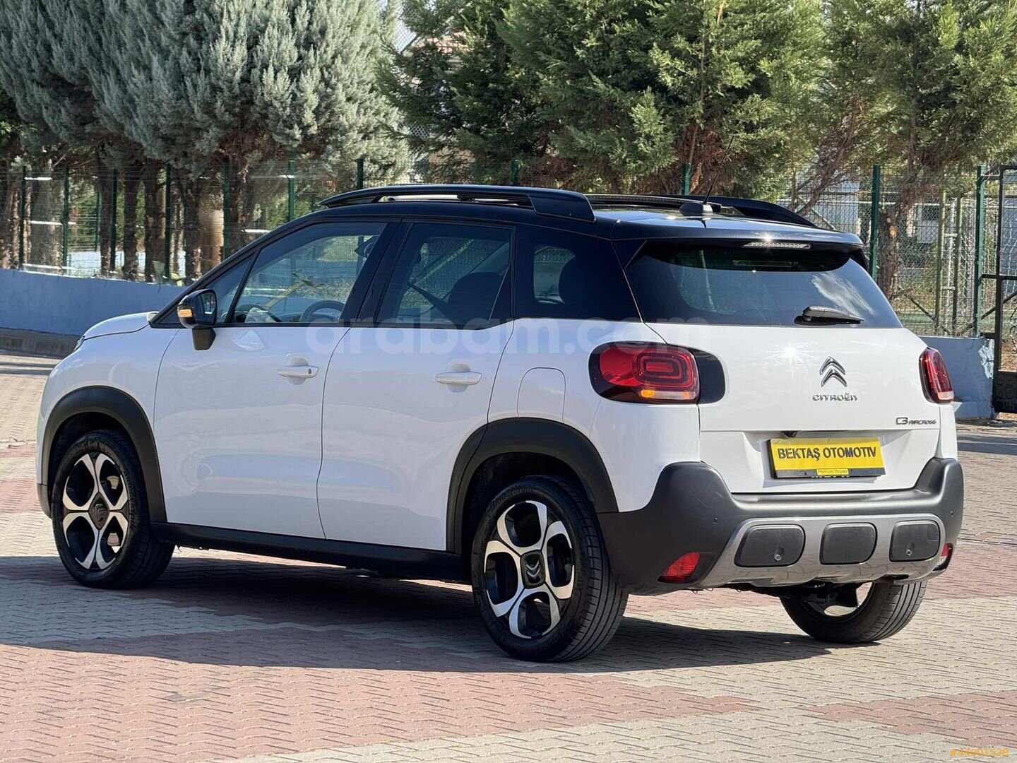 Galeriden Citroen C3 Aircross 1.2 PureTech Shine 2020 Model Çanakkale 63.000 km Beyaz 5