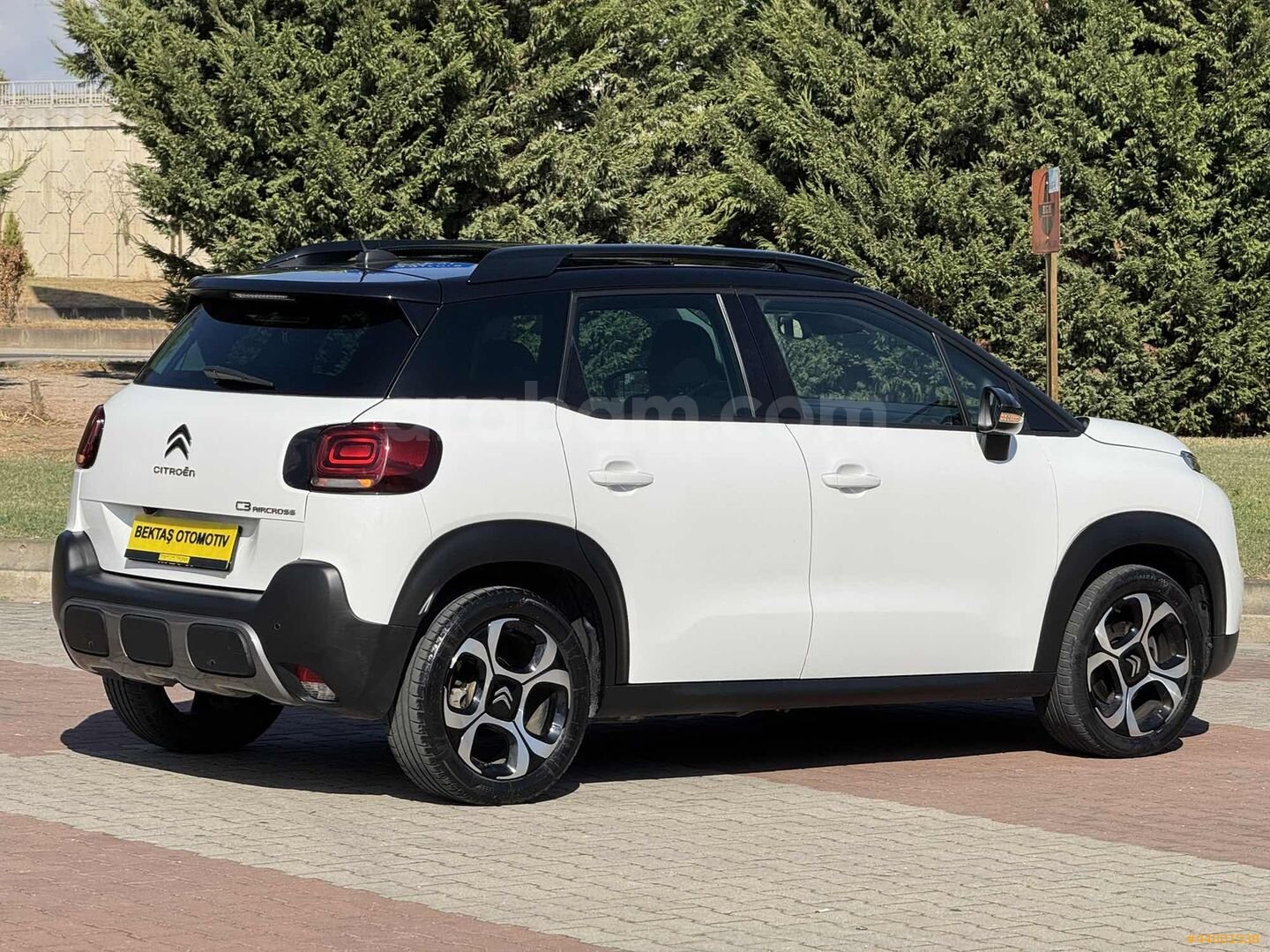 Galeriden Citroen C3 Aircross 1.2 PureTech Shine 2020 Model Çanakkale 63.000 km Beyaz 4
