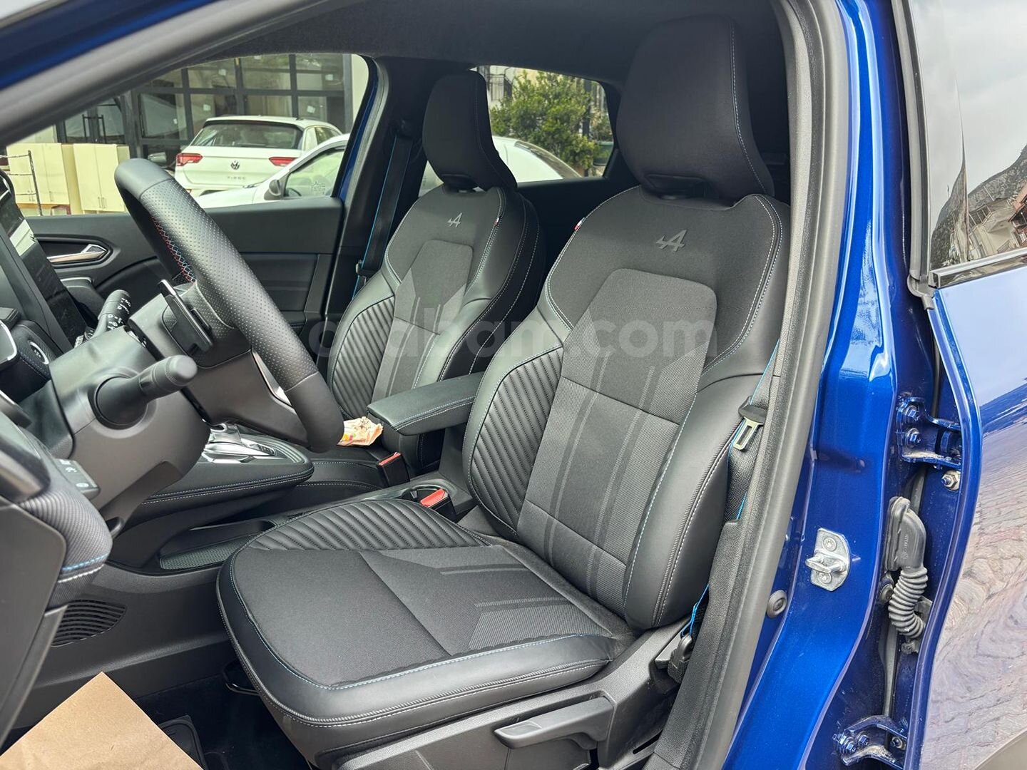 Sahibinden Renault Captur 1.3 TCe Esprit Alpine 2024 Model 3