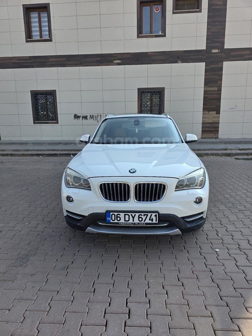 Sahibinden BMW X1 16i sDrive X Line 2013 Model 130.000 km Beyaz 1