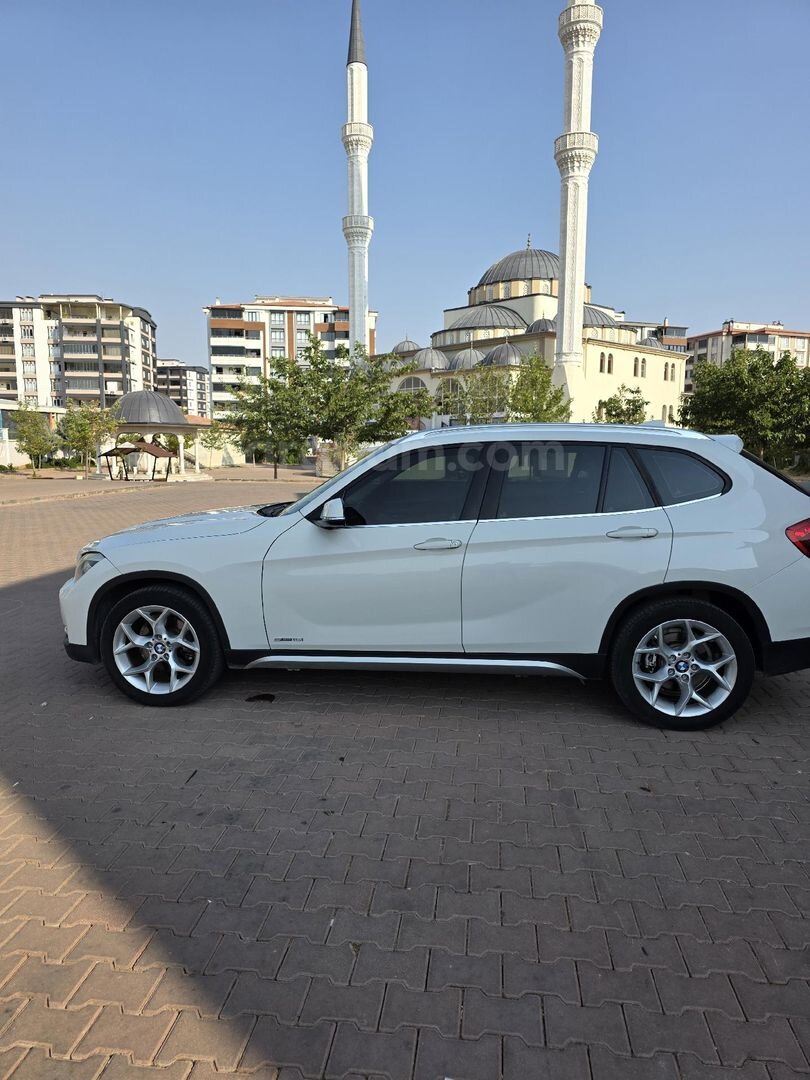 Sahibinden BMW X1 16i sDrive X Line 2013 Model 130.000 km Beyaz 6