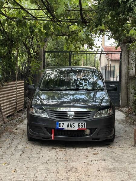 TAKASA AÇIKTIR Sahibinden Dacia Logan 1.5 dCi Ambiance 2012 Model 685.000 km Füme