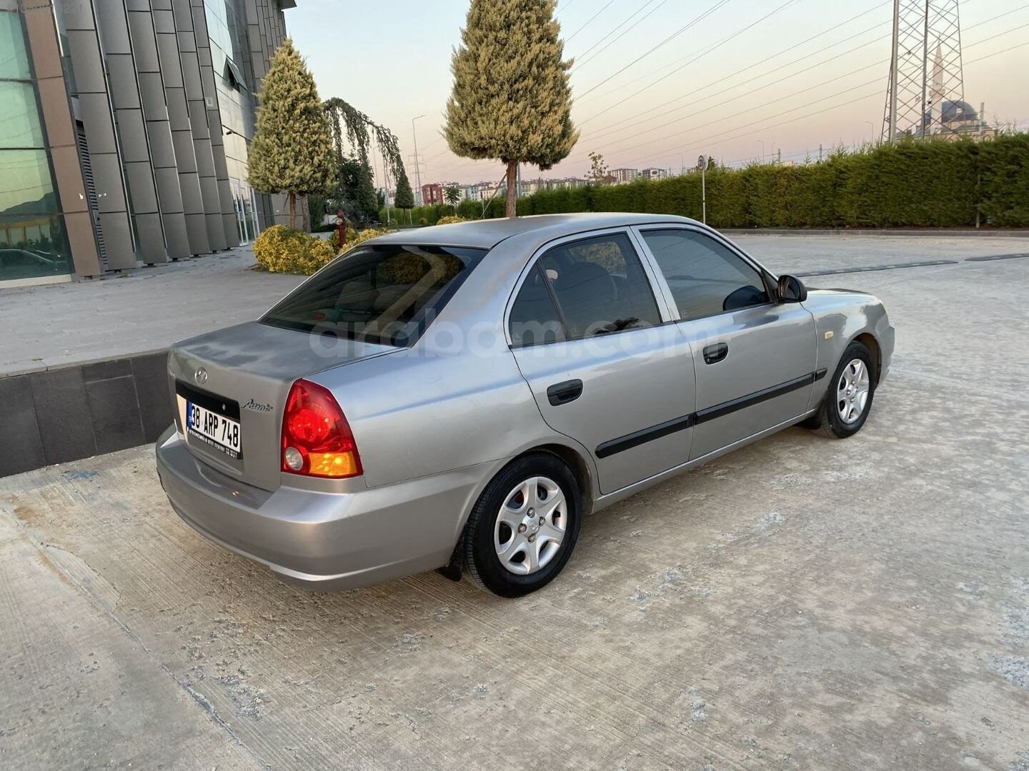 Galeriden Hyundai Accent 1.3 Admire 2004 Model Kayseri 177.000 km Gri 2