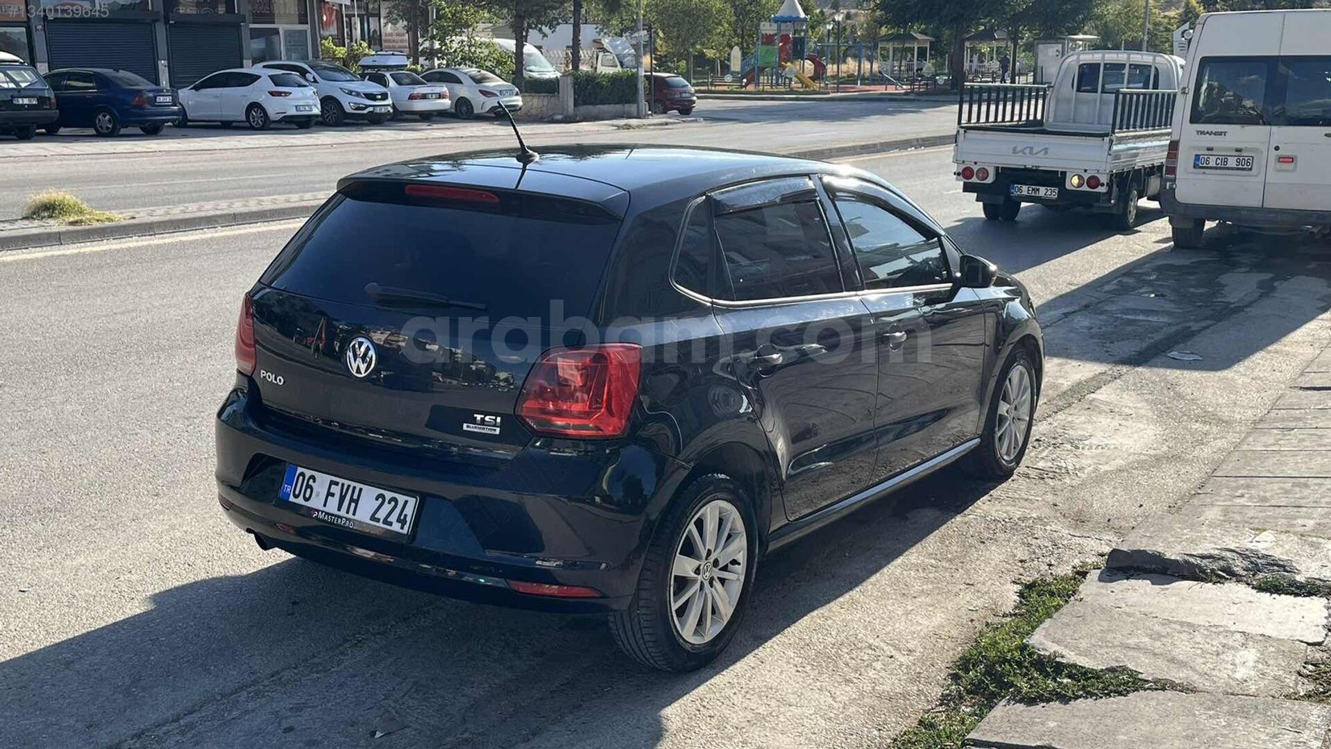 Galeriden Volkswagen Polo 1.2 TSi Comfortline 2016 Model Ankara 128.000 km Siyah 3