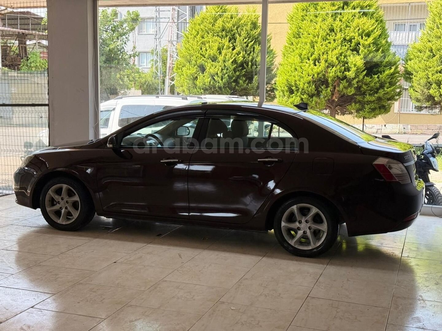 Sahibinden Geely Emgrand 1.5 GSL Premium SR 2012 Model Hatay 215.000 km Siyah 2