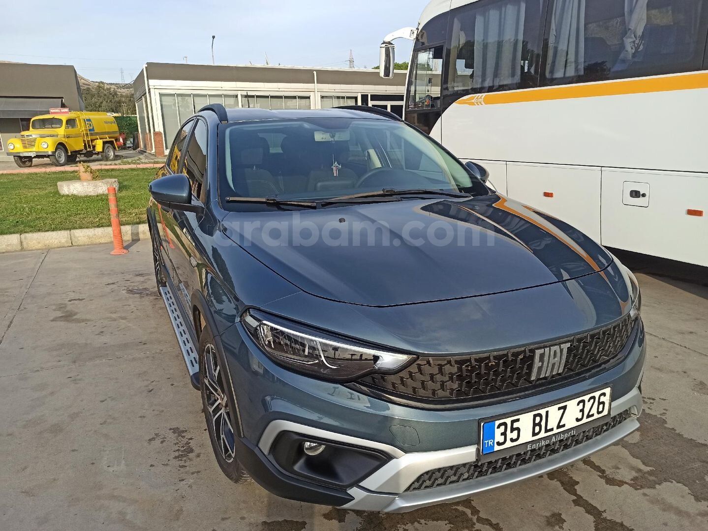 Sahibinden Fiat Egea Cross 1.4 Fire Urban 2023 Model İzmir 49.000 km Mavi 1