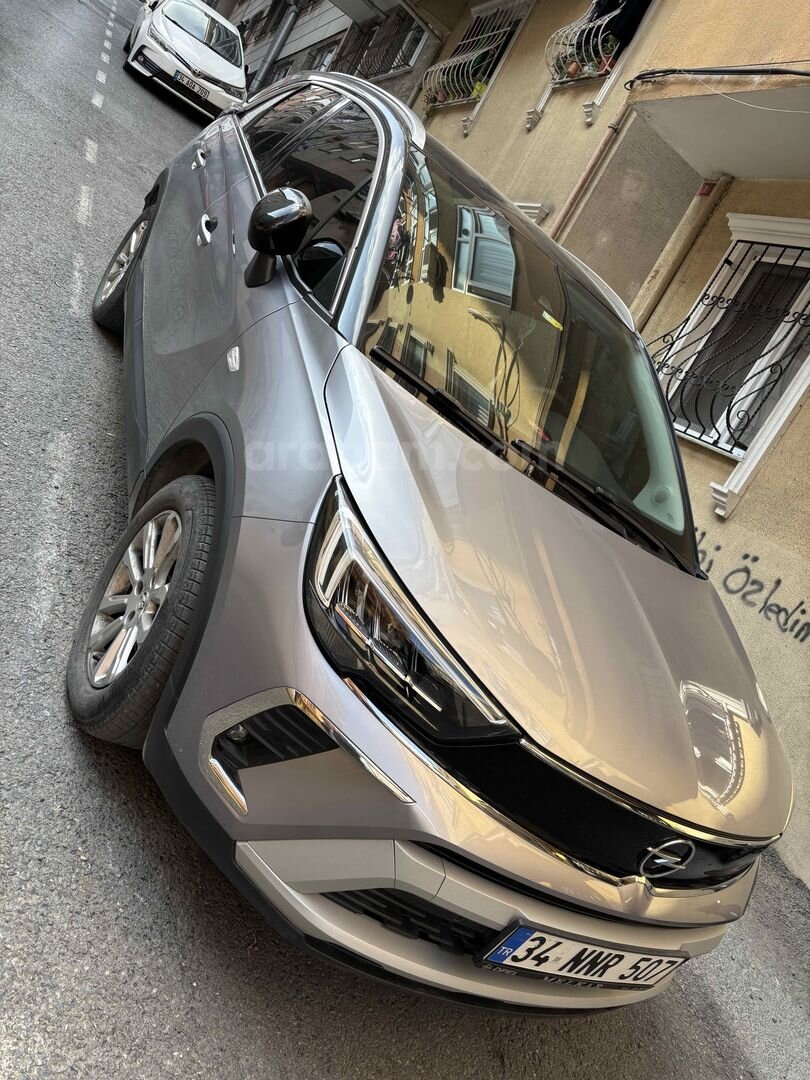 Sahibinden Opel Crossland 1.5 elegance 2022 Model 48000 km Gri (Gümüş) 2