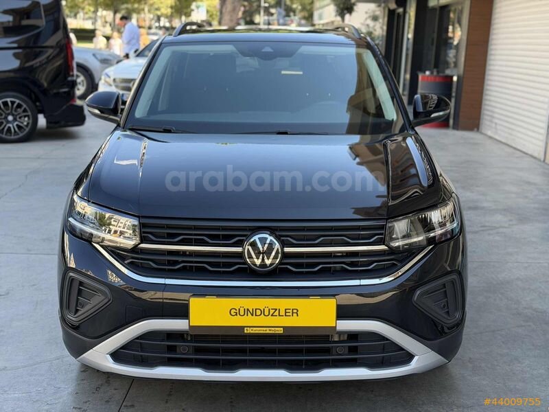 Galeriden Volkswagen T-Cross 1.0 TSI Life 2024 Model İstanbul 9.500 km Siyah