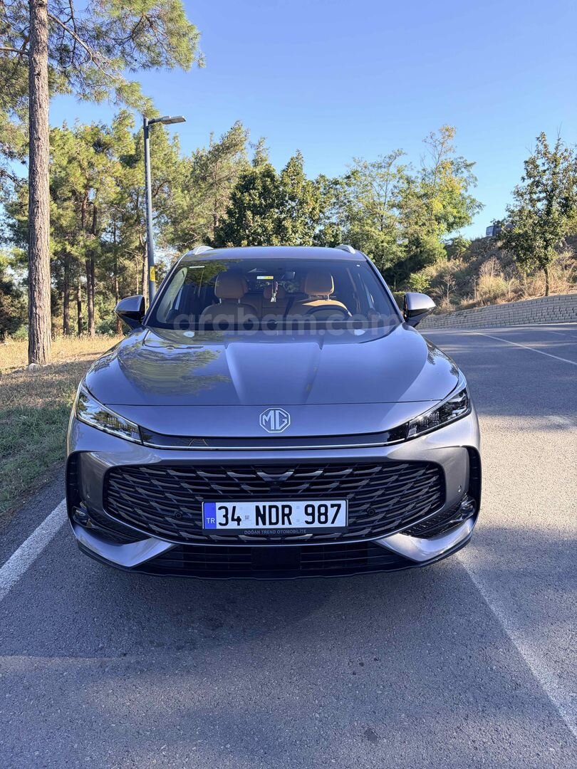 Sahibinden MG HS 1.5 T-GDI Luxury 2024 Model İstanbul 38.500 km Füme 5