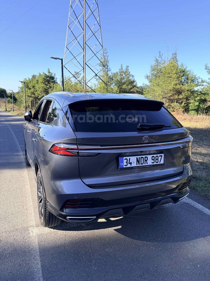 Sahibinden MG HS 1.5 T-GDI Luxury 2024 Model İstanbul 38.500 km Füme 6