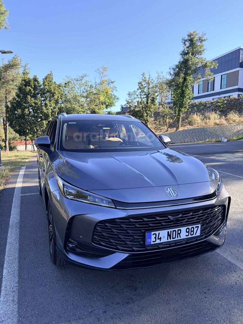 Sahibinden MG HS 1.5 T-GDI Luxury 2024 Model İstanbul 38.500 km Füme 7