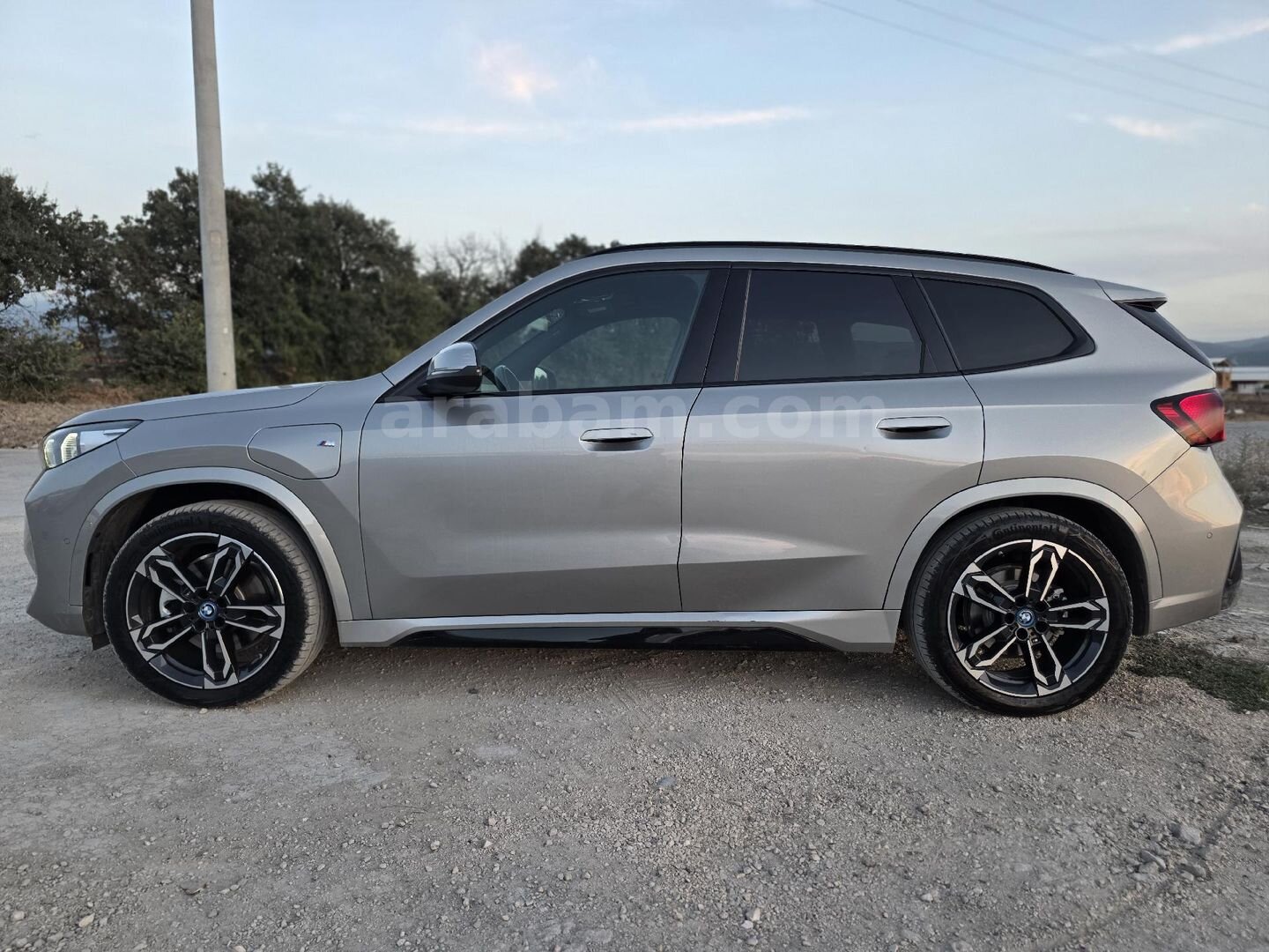 Sahibinden BMW X1 xDrive25e M Sport 2025 Model Bursa 23.500 km Gri (metalik) 5