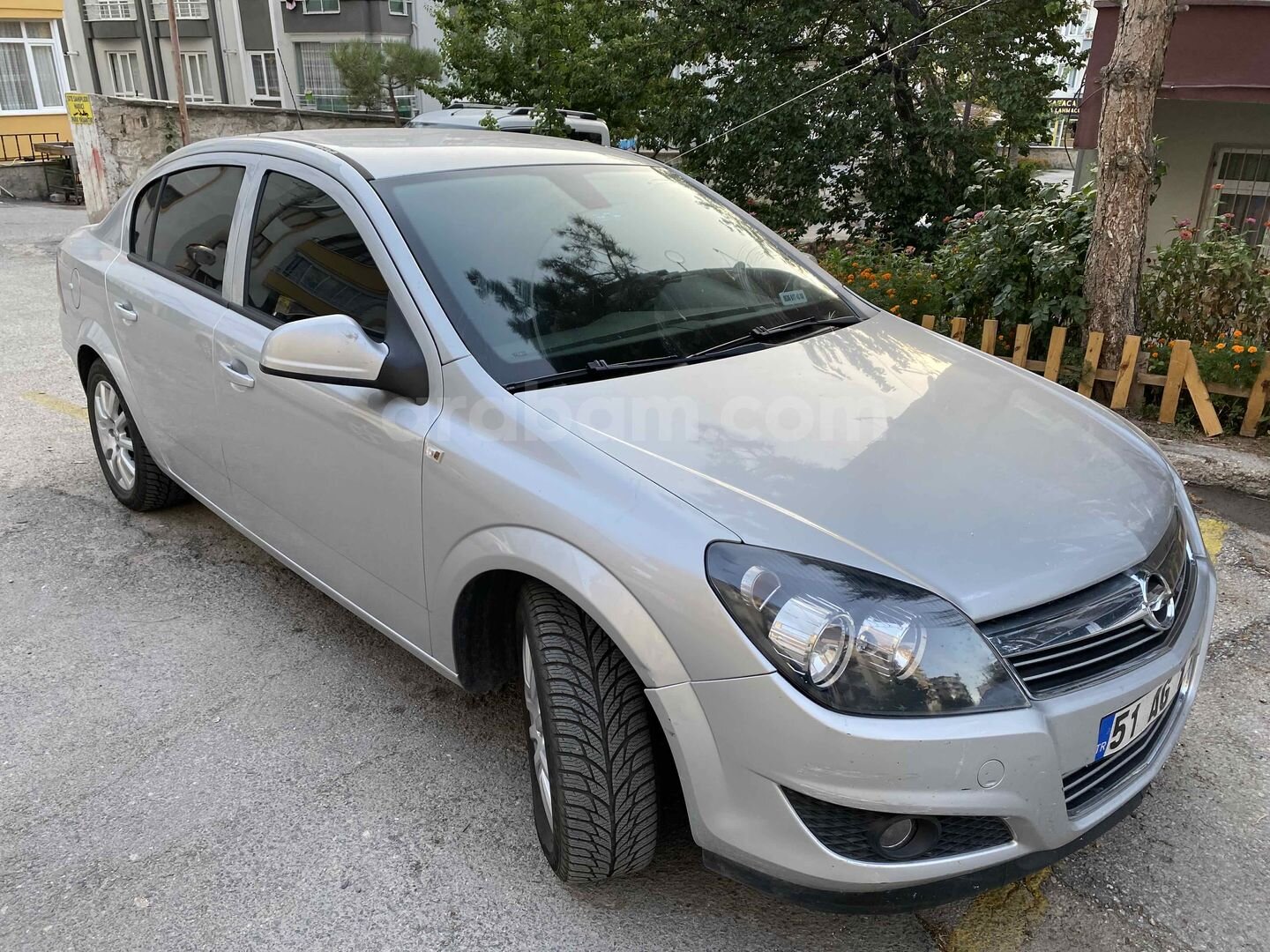 Galeriden Opel Astra 1.6 Enjoy 111.Yıl 2012 Model Niğde 186.000 km Gri (Gümüş) 6