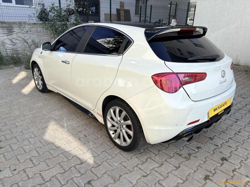 BNK / 2012 MODEL / ALFA ROMEO GİULİETTA / 1.6 JTD / MANUEL 4