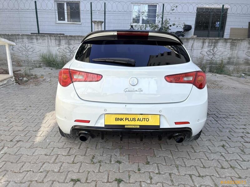 BNK / 2012 MODEL / ALFA ROMEO GİULİETTA / 1.6 JTD / MANUEL 5