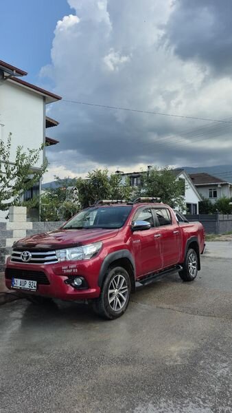 Sahibinden Toyota Hilux 2.4 D-4D 4x2 Adventure 2017 Model