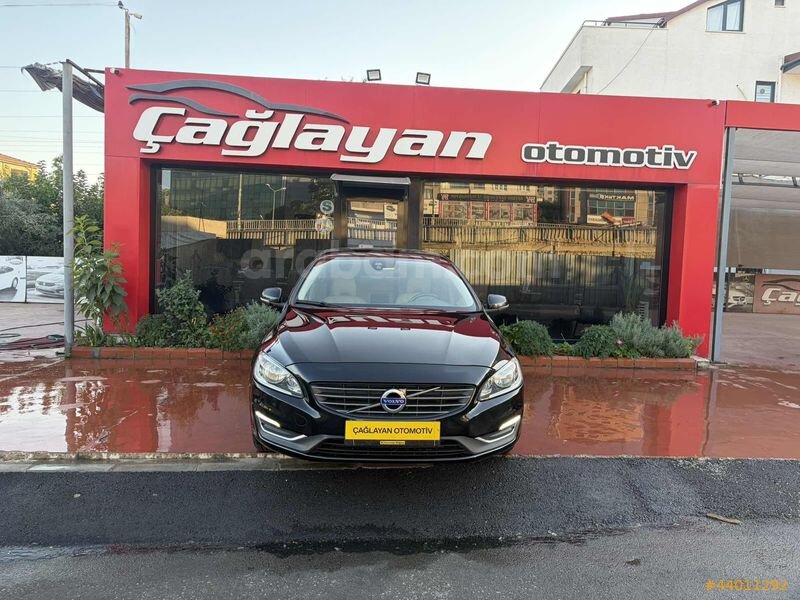 ÇAĞLAYAN OTOMOTİV'DEN 2015 VOLVO S60 1.6 R-DESİNG POWERSHİFT
