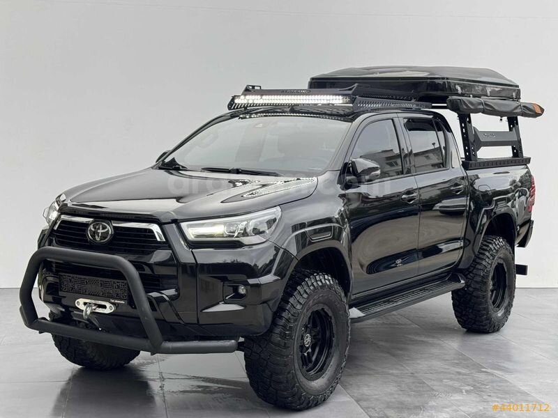 Tan otomotiv 2020 Toyota Hilux Invincible 2.4 4x4 / Full Donanım