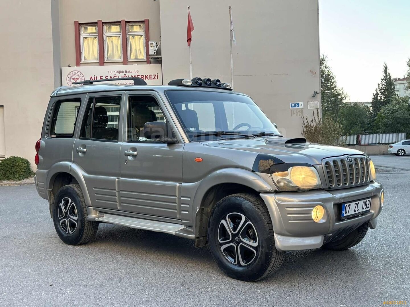 Galeriden Mahindra Goa 2.6 CRDe 2009 Model İstanbul 150.000 km Şampanya 5