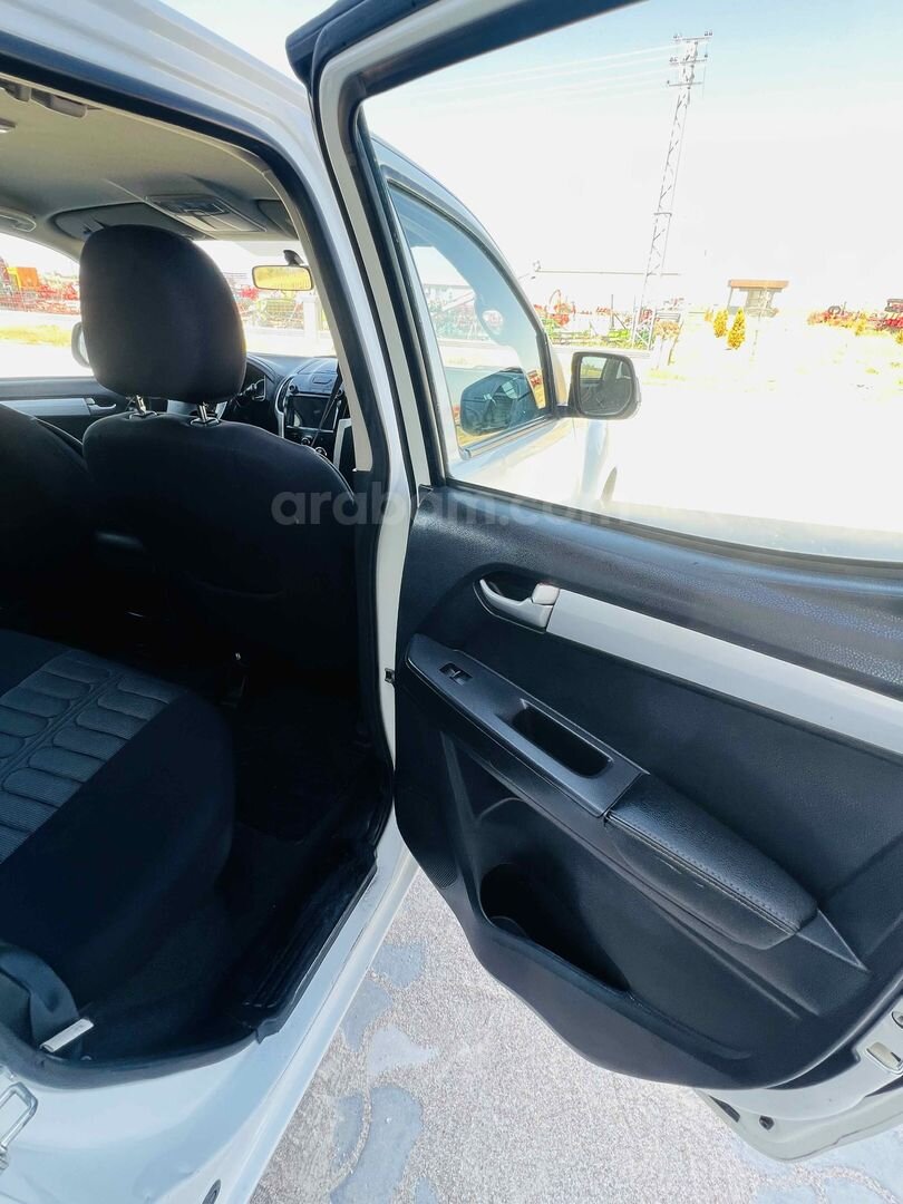 Sahibinden Isuzu D-Max 1.9 D 4x2 V-Life 2019 Model 7