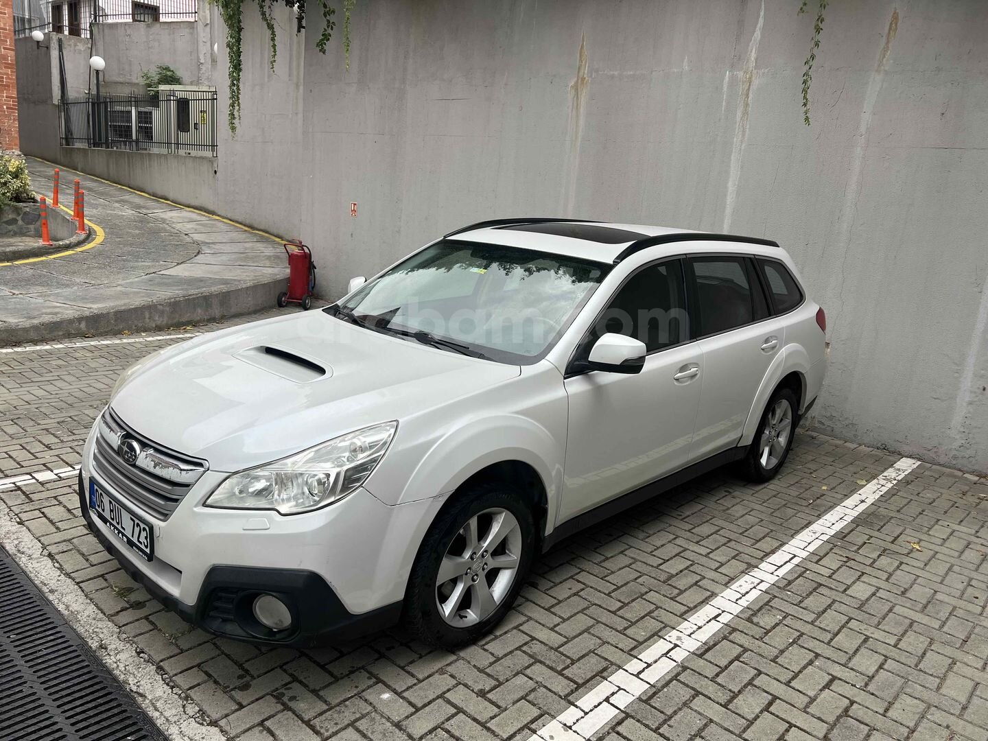 2014 ÇIKIŞLI SUBARU PREMİUM SERVİS KAYITLI 4x4 DEĞIŞENSIZ TRAMERSİZ MASRAFSIZ 2