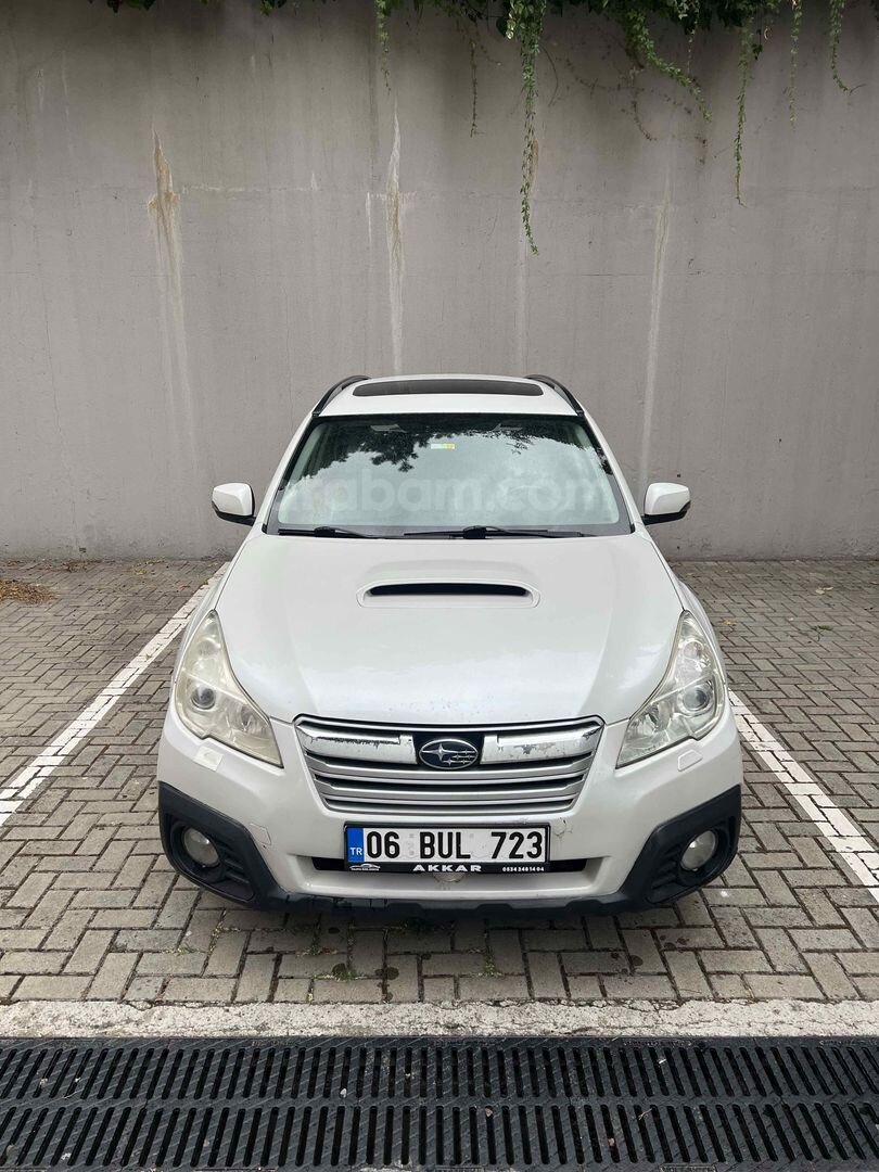 2014 ÇIKIŞLI SUBARU PREMİUM SERVİS KAYITLI 4x4 DEĞIŞENSIZ TRAMERSİZ MASRAFSIZ 1