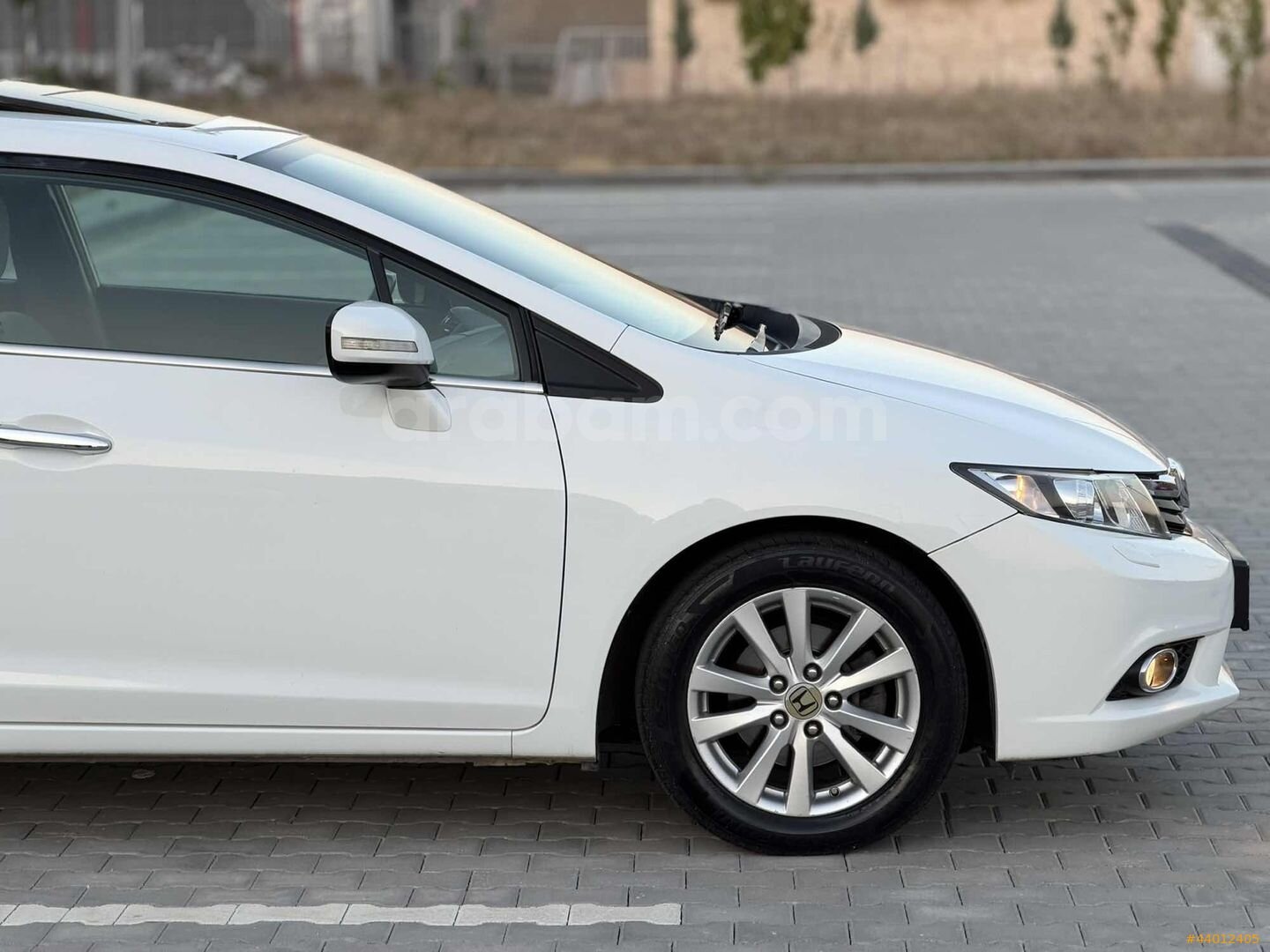 Galeriden Honda Civic 1.6i VTEC Eco Elegance 2013 Model Yozgat 127.500 km Beyaz 4