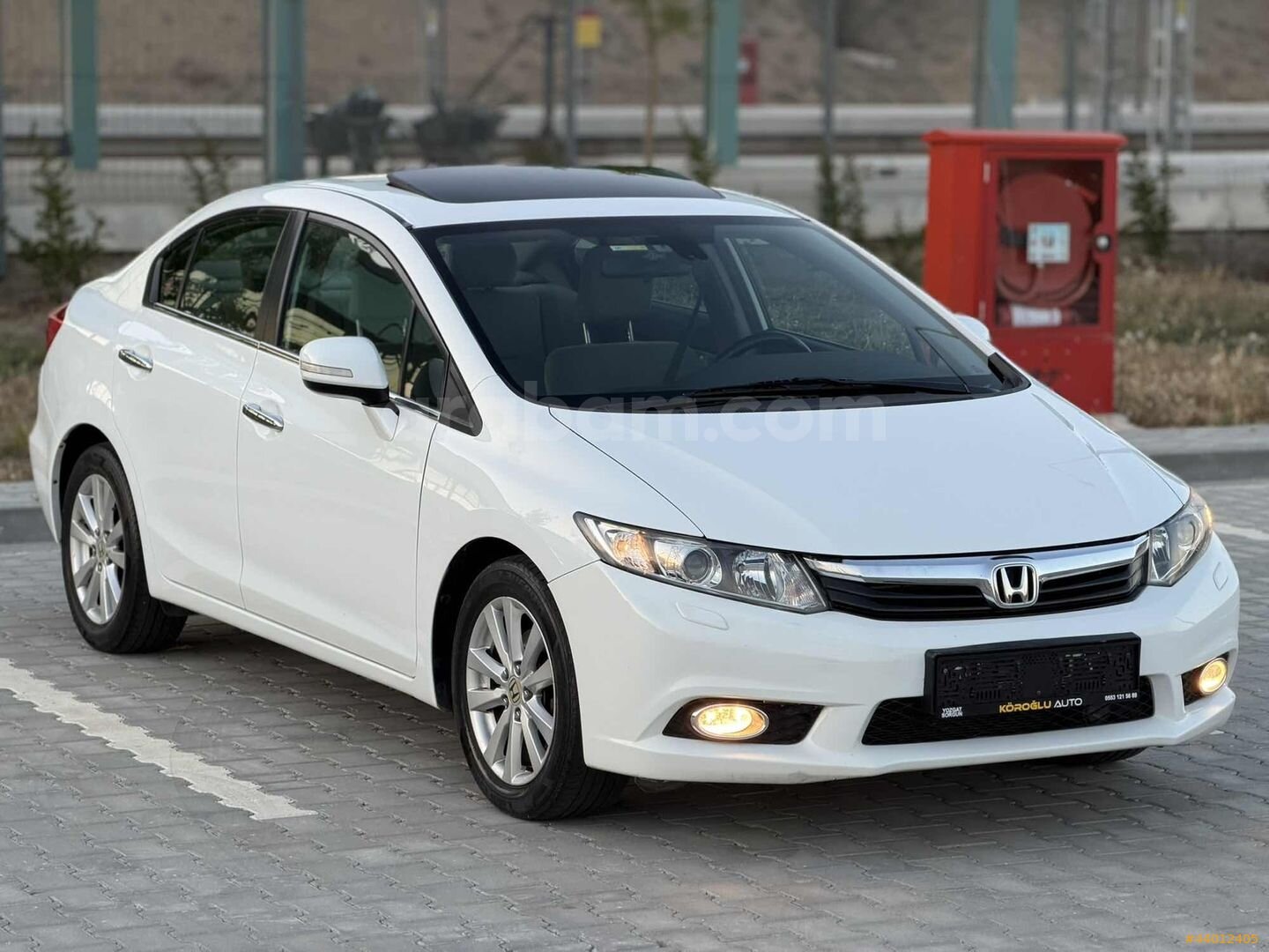 Galeriden Honda Civic 1.6i VTEC Eco Elegance 2013 Model Yozgat 127.500 km Beyaz 3