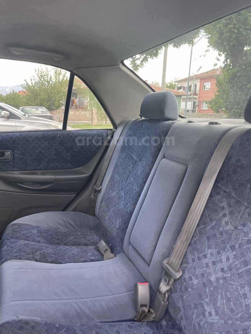 Sahibinden Mazda 323 1.5 1999 Model 335.000 km Mavi 6