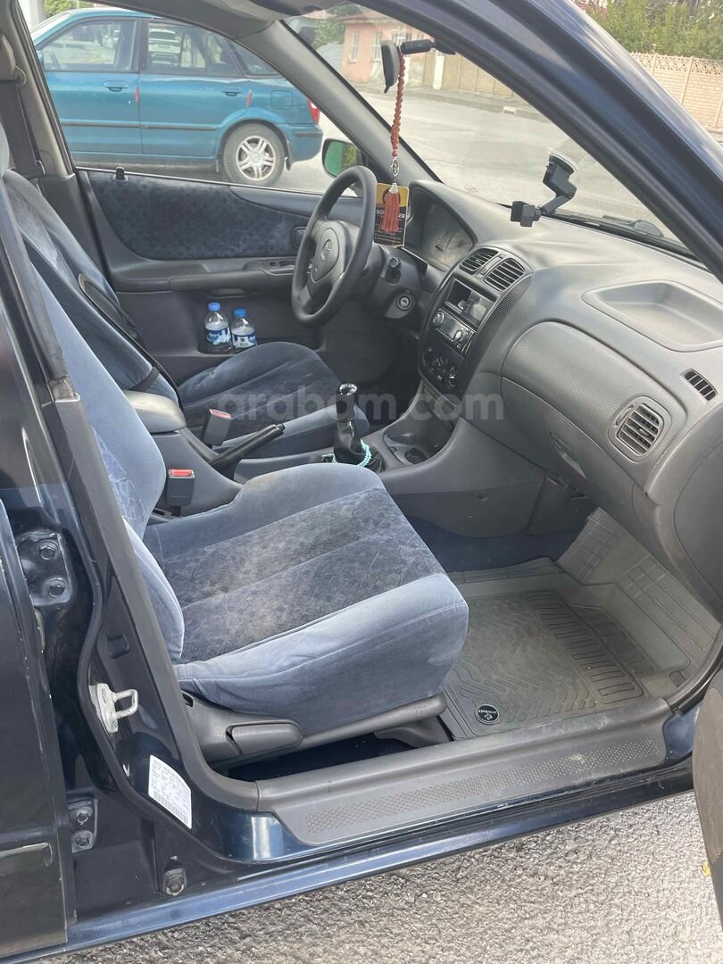 Sahibinden Mazda 323 1.5 1999 Model 335.000 km Mavi 5