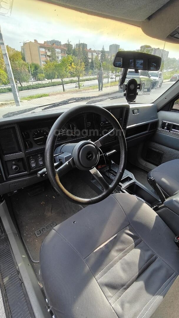 Sahibinden Jeep Cherokee 4.0 1990 Model 7