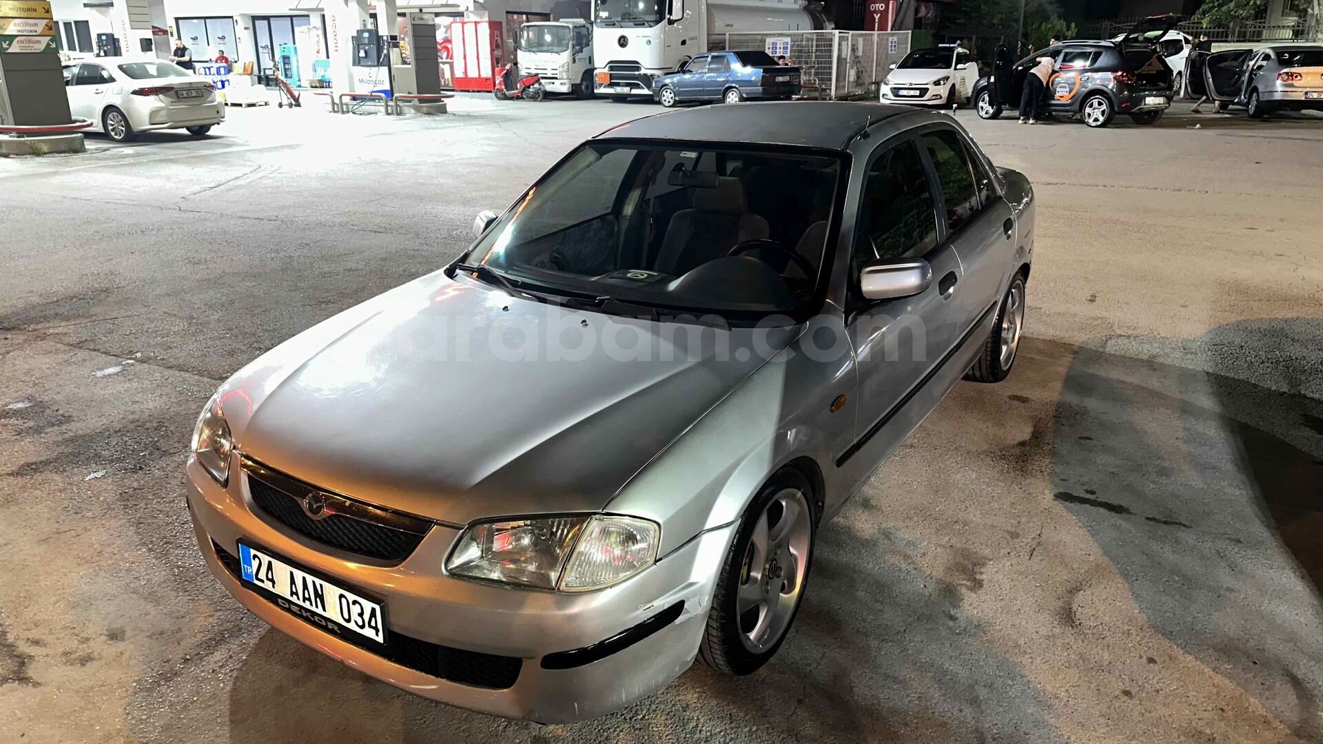 Sahibinden Mazda 323 1.5 1999 Model 4