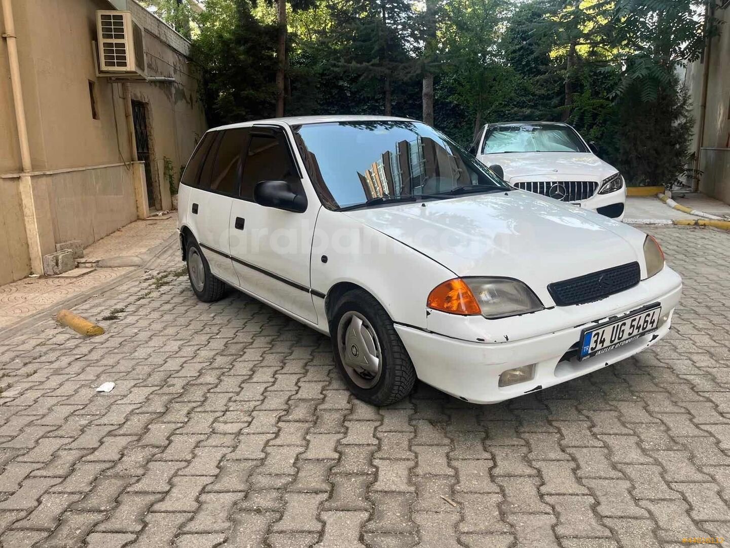 Galeriden Suzuki Swift 1.3 GLX 1998 Model Isparta 88.000 km Beyaz 3