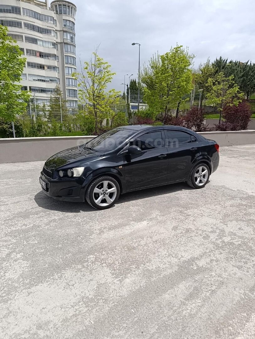 Sahibinden Chevrolet Aveo 1.3 D LTZ 2012 Model 382.000 km Siyah 6