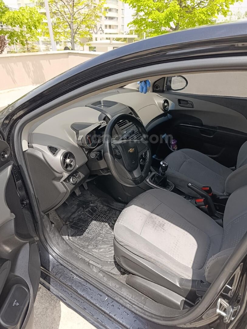 Sahibinden Chevrolet Aveo 1.3 D LTZ 2012 Model 382.000 km Siyah 5