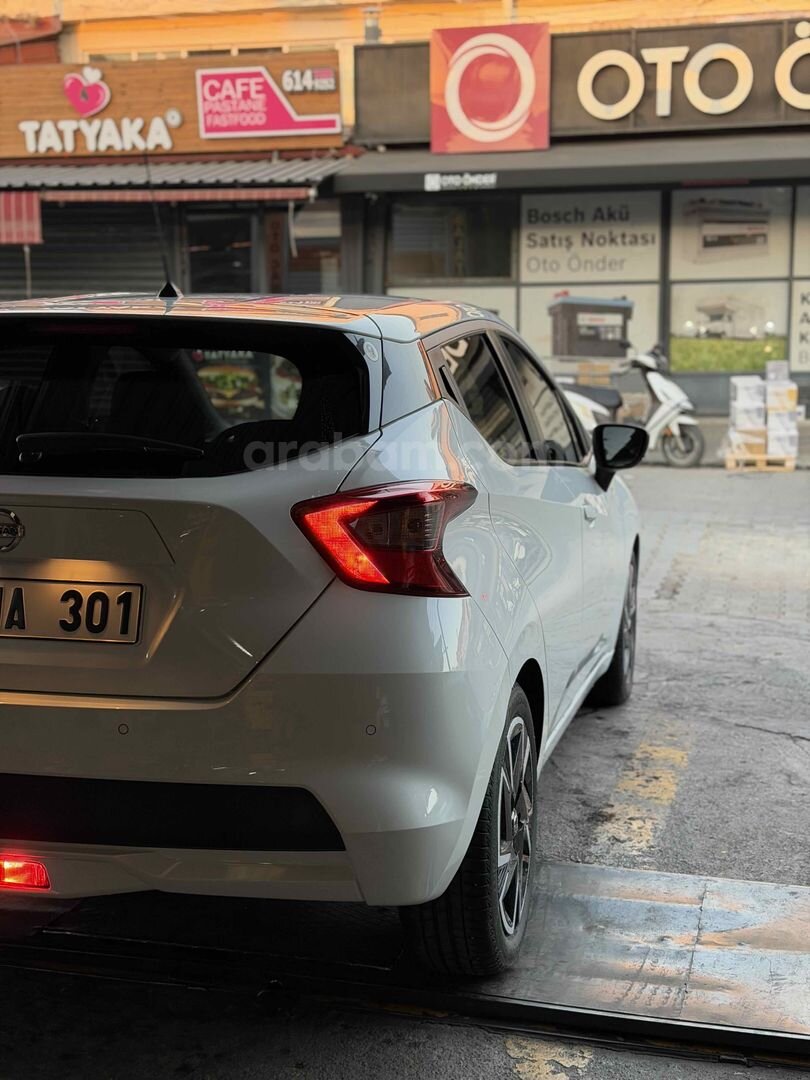 Sahibinden Nissan Micra 1.0 IG-T Tekna 2022 Model Muğla 20.000 km Beyaz 4