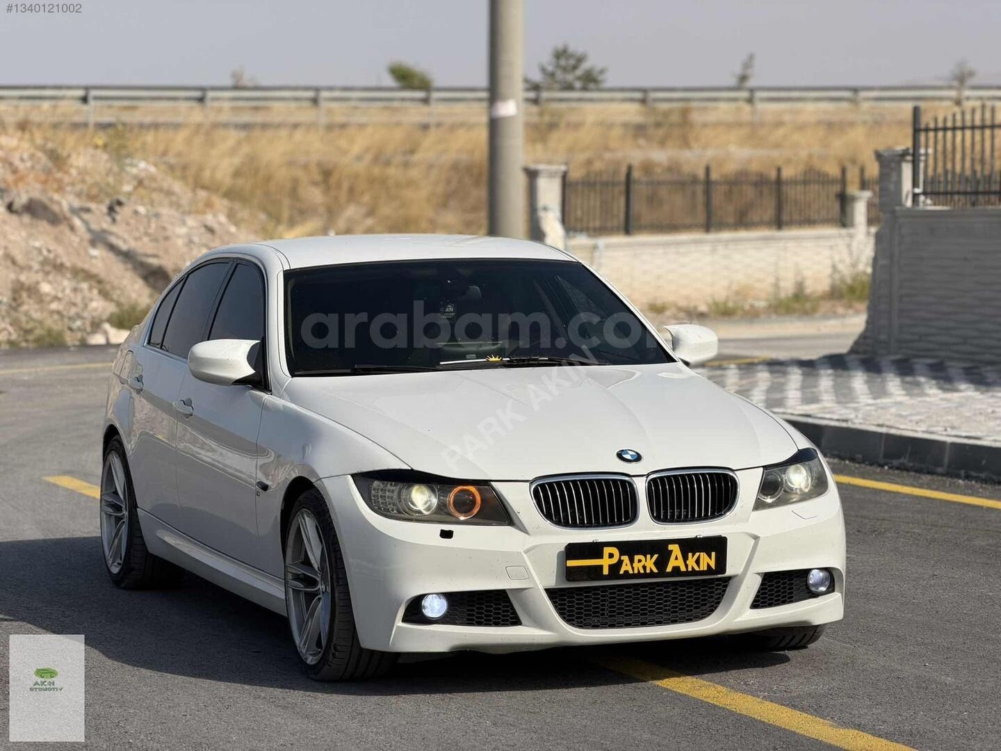 Galeriden BMW 3 Serisi 320d M Sport 2010 Model Afyonkarahisar 225.000 km Beyaz 3
