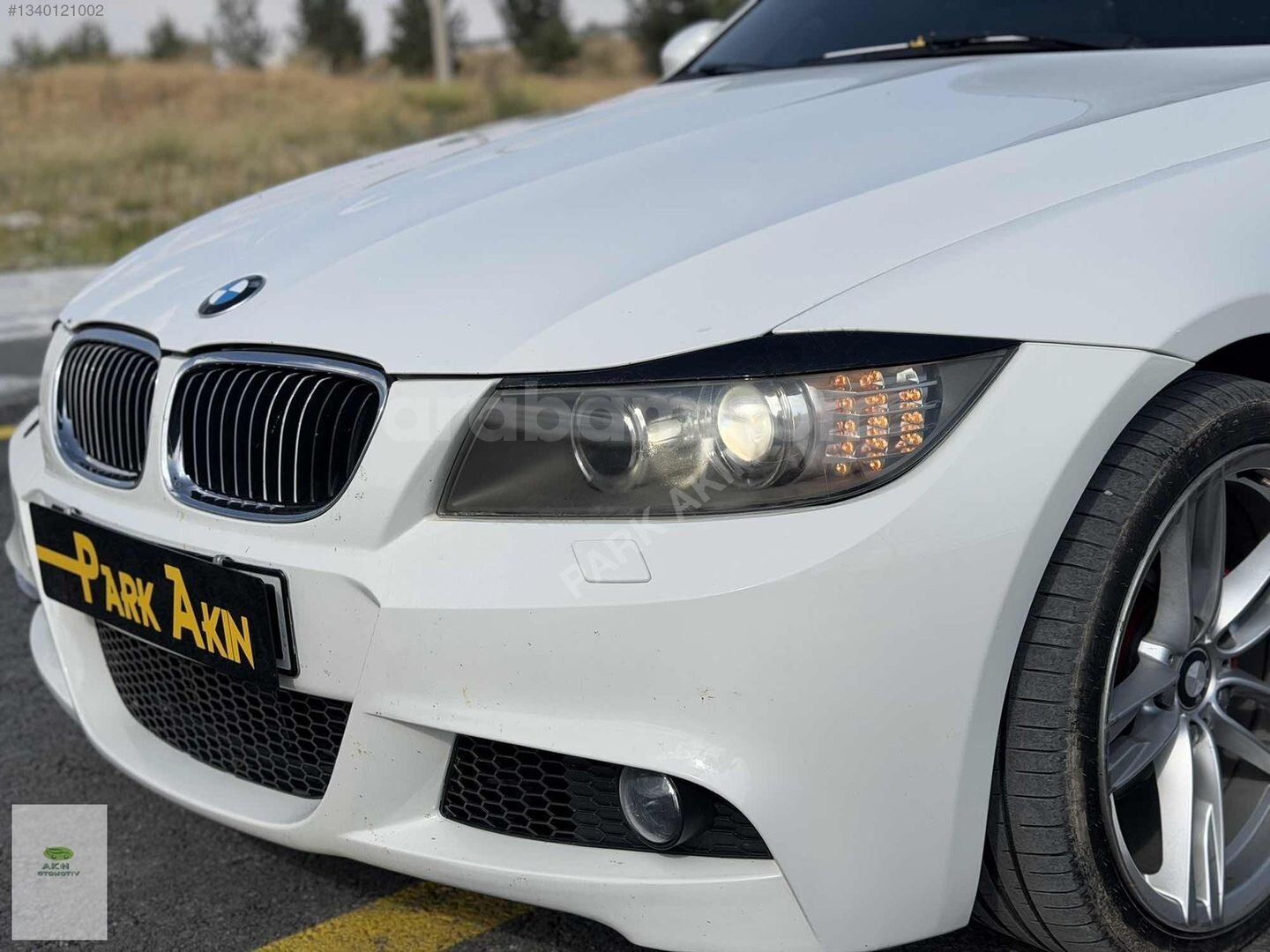 Galeriden BMW 3 Serisi 320d M Sport 2010 Model Afyonkarahisar 225.000 km Beyaz 1
