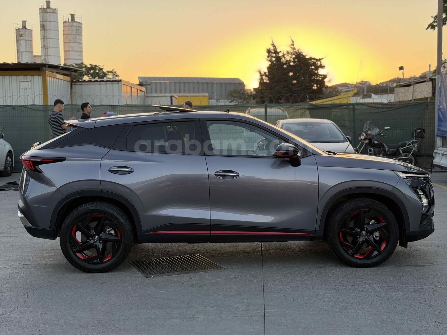 Sahibinden Chery Omoda 5 1.6 T-GDI Excellent 2024 Model İstanbul 34.500 km Gri 7