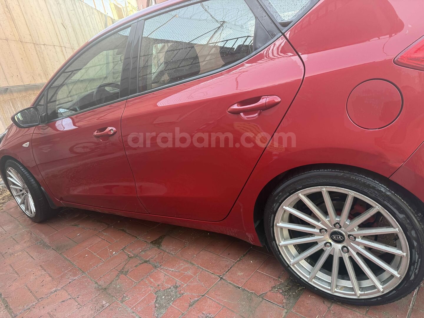 Sahibinden Kia Ceed 1.4 Live 2017 Model 153.000 km Kırmızı 5
