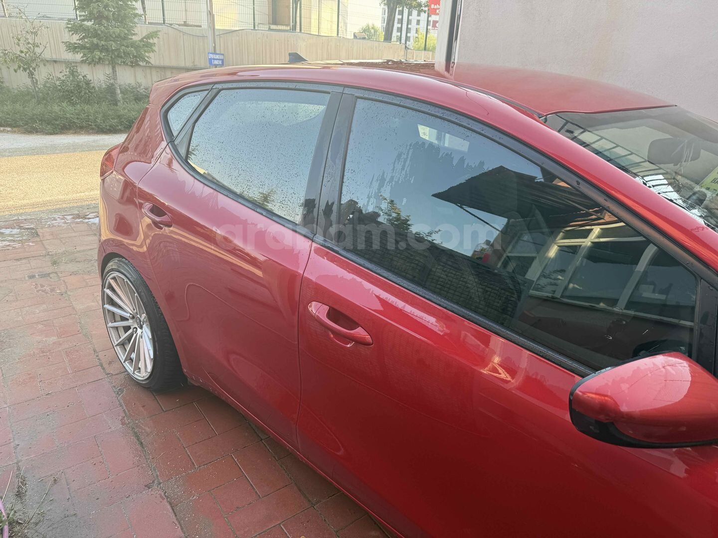 Sahibinden Kia Ceed 1.4 Live 2017 Model 153.000 km Kırmızı 4